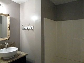 5th image of 301 Nottingham Dr