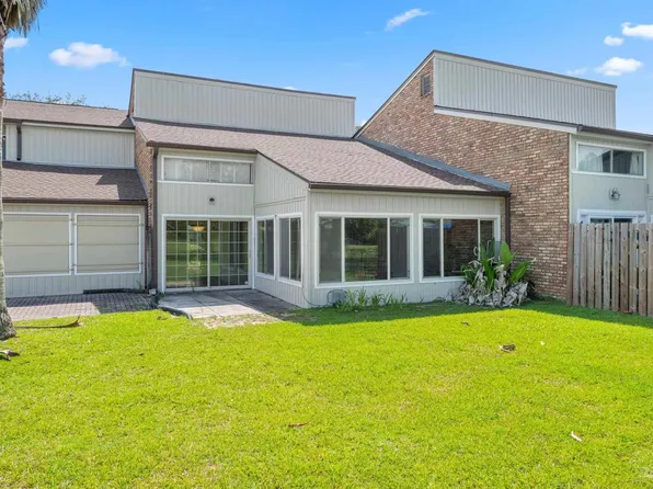 4702 Huron Dr, Perdido Key, FL 32507