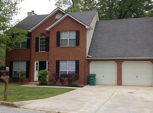 519 Pennybrook Ln, Stone Mountain, GA 30087