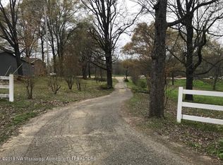 4991 W Goodman Rd, Horn Lake, MS 38637
