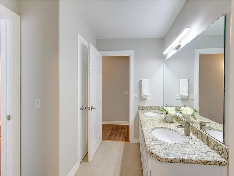 14007 Briar Heath Dr — Photo 28