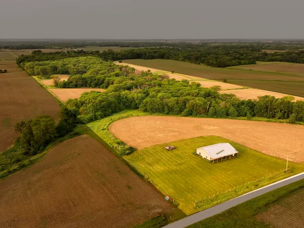 1534 Knox Rd #1000-N, Maquon, IL 61458