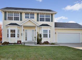 216 Oak Tree Dr, Winterset, IA 50273