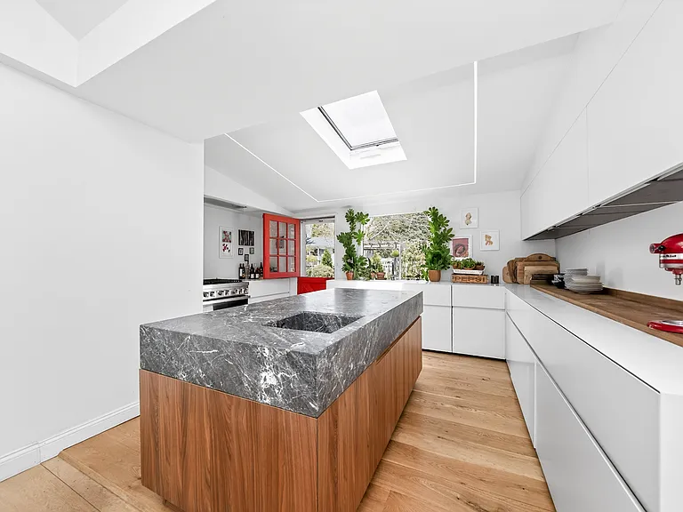 4 Far Pond Rd — Photo 12