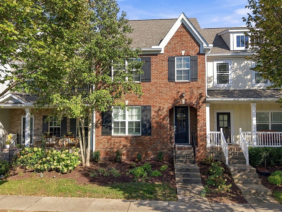 1st image of 512 Cobert Ln