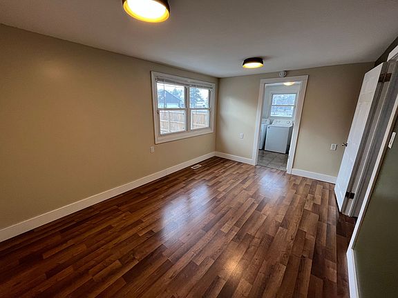 2nd image of 26 E Walsh St