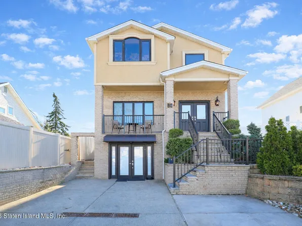 190 Manhattan St, Staten Island, NY 10307