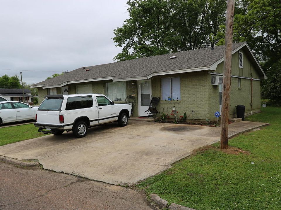 2nd image of 613 14th St N