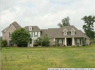 15933 Blackwater Rd, Zachary, LA 70791