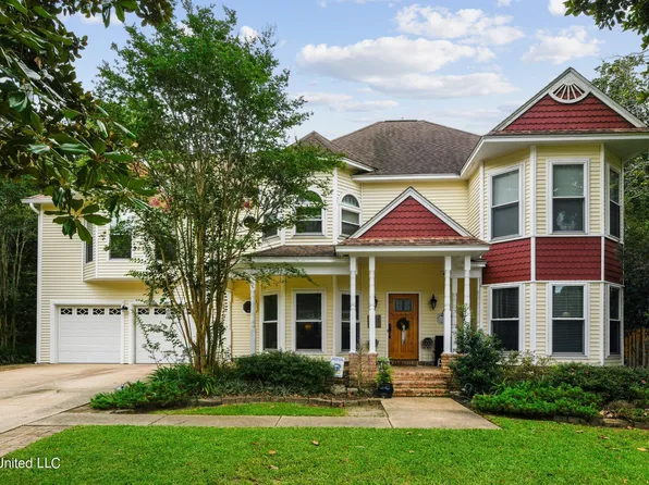 4906 Ridgewood Dr, Moss Point, MS 39563