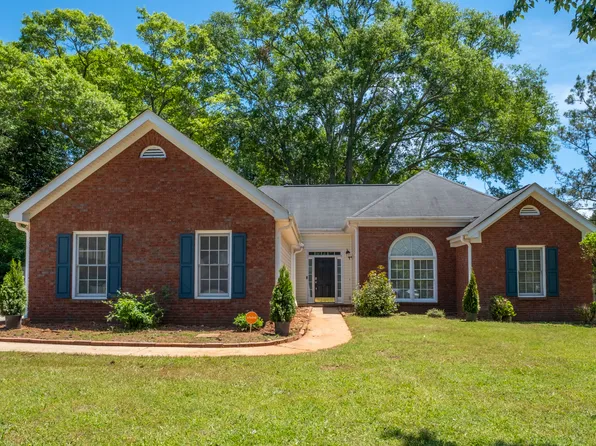 110 Bailey Ct, Fayetteville, GA 30215