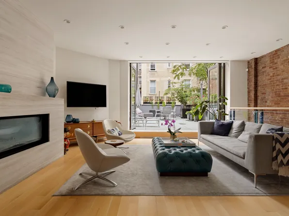 54 West 82nd Street image 7 of 11