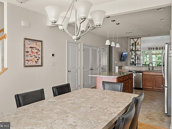 5th image of 19040 Timbercreek Dr #41