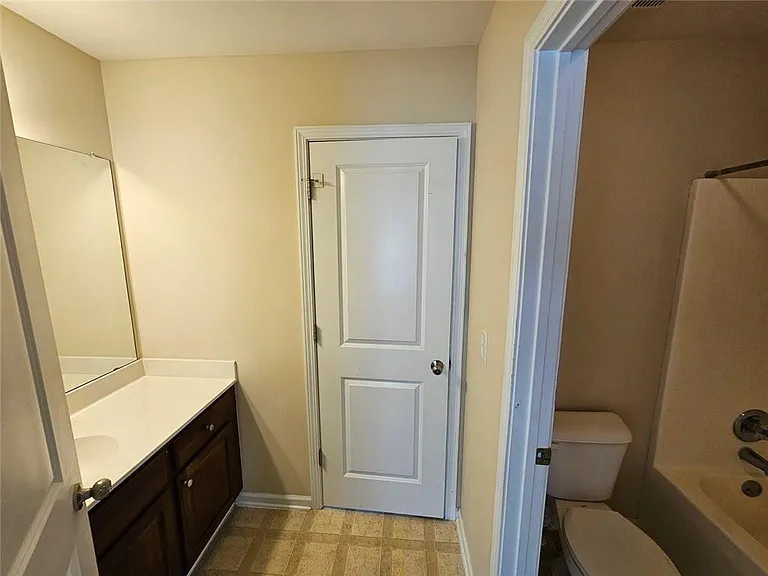 3755 Long Lake Dr — Photo 25