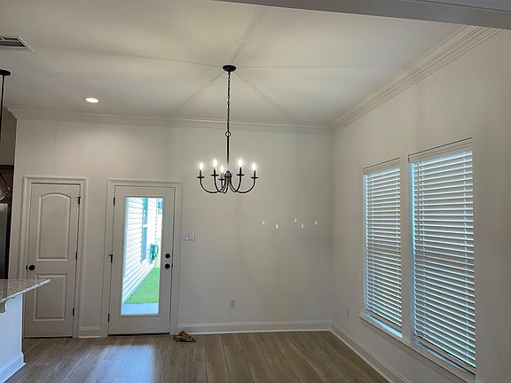 3rd image of 262 Sophie Dr