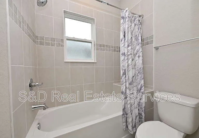 1731 Oceania Ave — Photo 32