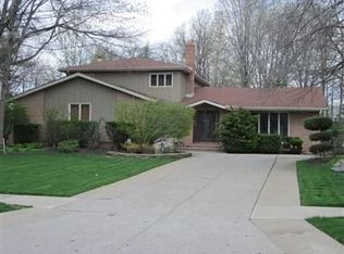 26902 Brahms Dr, Westlake, OH