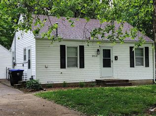 2012 SW Medford Ave, Topeka, KS 66604