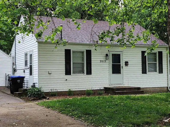 2012 SW Medford Ave, Topeka, KS 66604