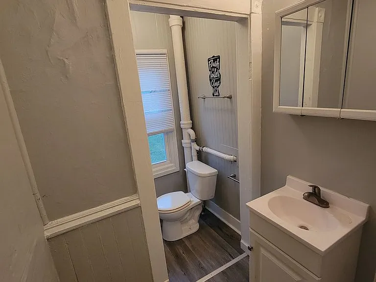 604 Fillmore St — Photo 6
