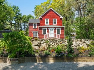 27 Cross St, Medfield, MA 02052