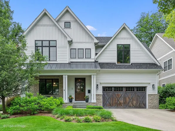118 Tuttle Ave, Clarendon Hills, IL 60514