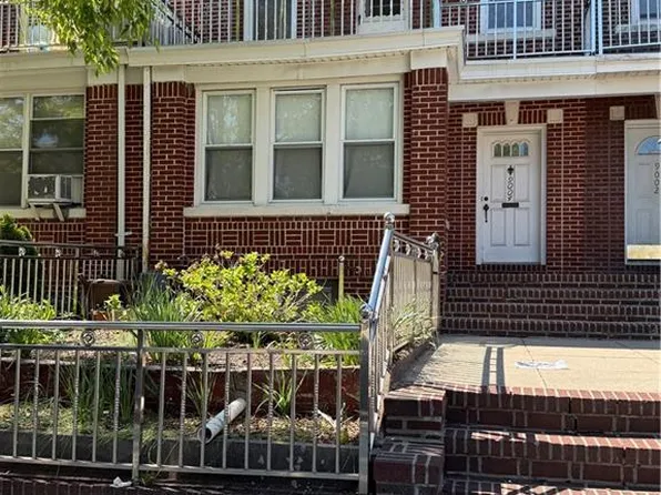 9004 Fort Hamilton Pkwy, Brooklyn, NY 11209