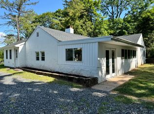 2120 Bustard Rd, Lansdale, PA 19446