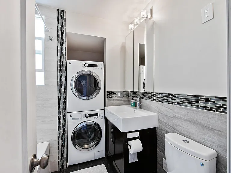 In unit waster/dryer