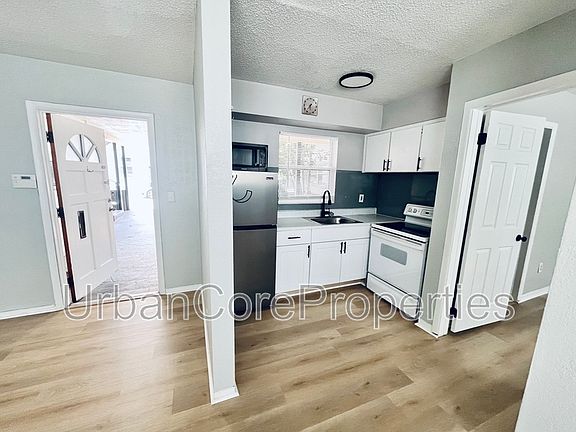 4th image of 1801 5th St N APT 3