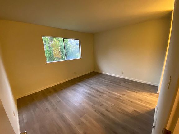 4th image of 220 Richfield Dr APT 3