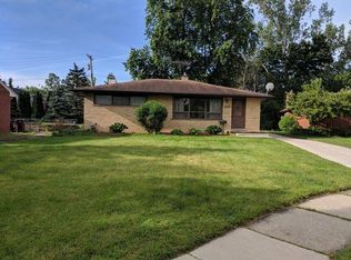 1835 Hanover Rd, Ann Arbor, MI 48103