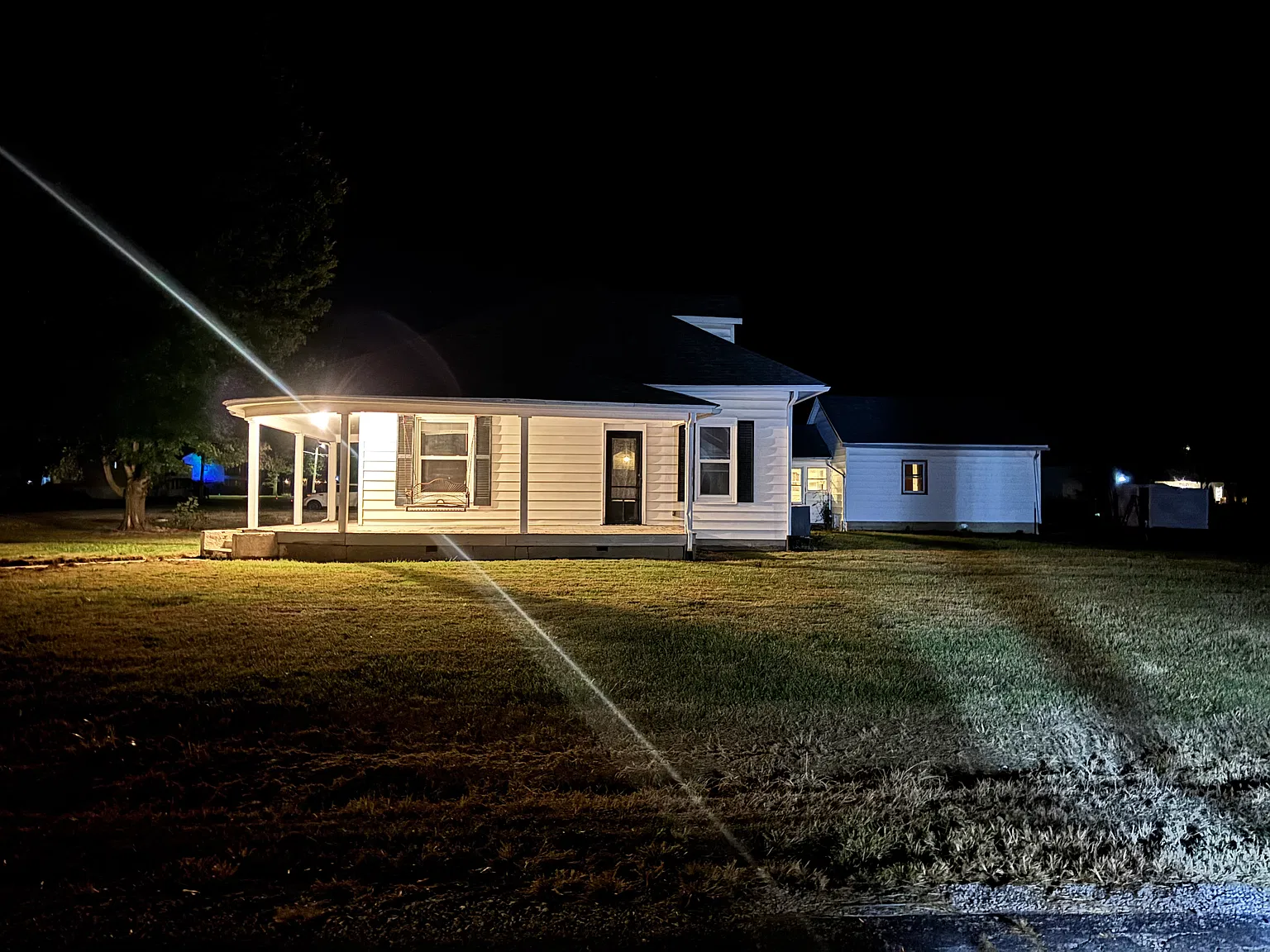 3 bed, 2148 sqft, $2,000 — Photo 3