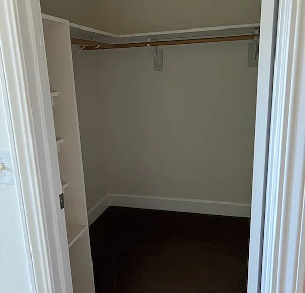 2473 Carriage Pl — Photo 8