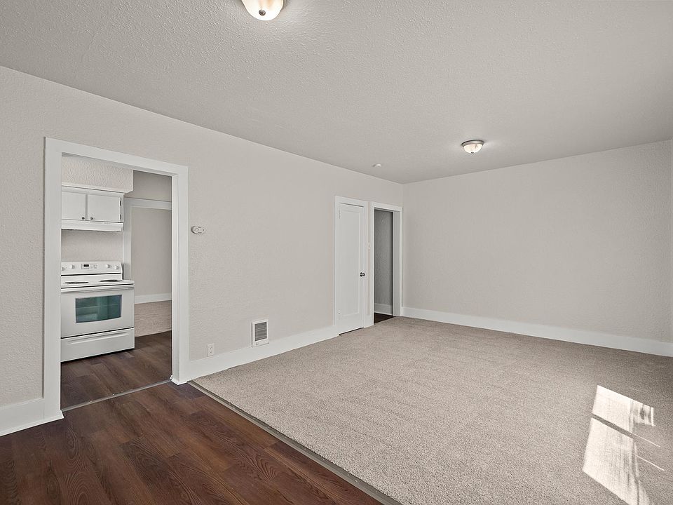 1st image of 215 E 1st St APT 106