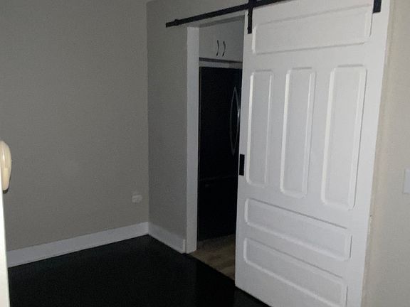 2nd image of 621 Riverine Dr APT 202