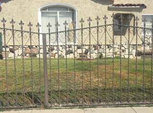 609 W Spruce St, Compton, CA 90220