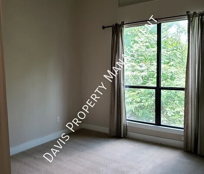 4605 Cedar Springs Rd #337 — Photo 19