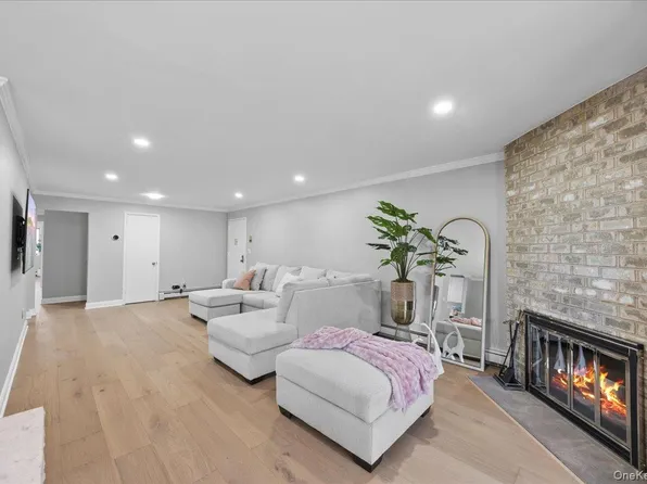 107 N Broadway #213, White Plains, NY 10603