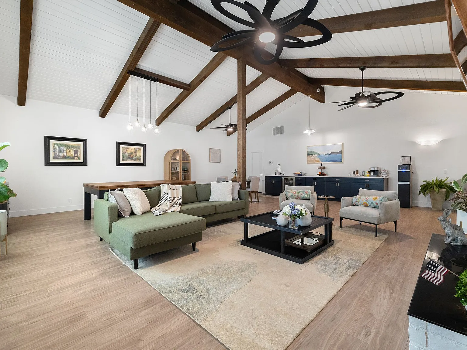 Villa Del Mar Apartments — Photo 4