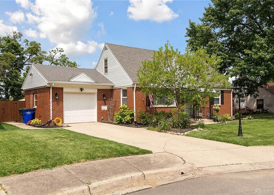 15 Brad Cir, Dayton, OH 45410 | Zillow