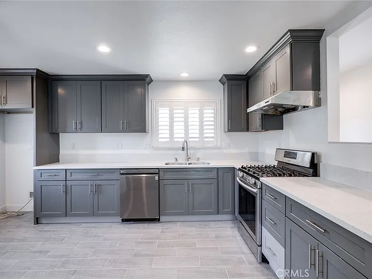 17301 Beach Blvd #1-A — Photo 5