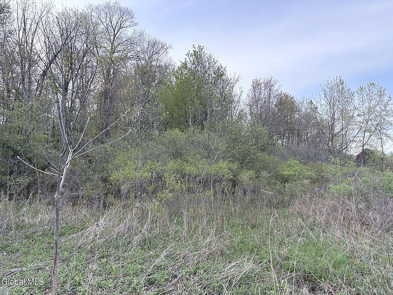 3rd image of 7 Landor Lane