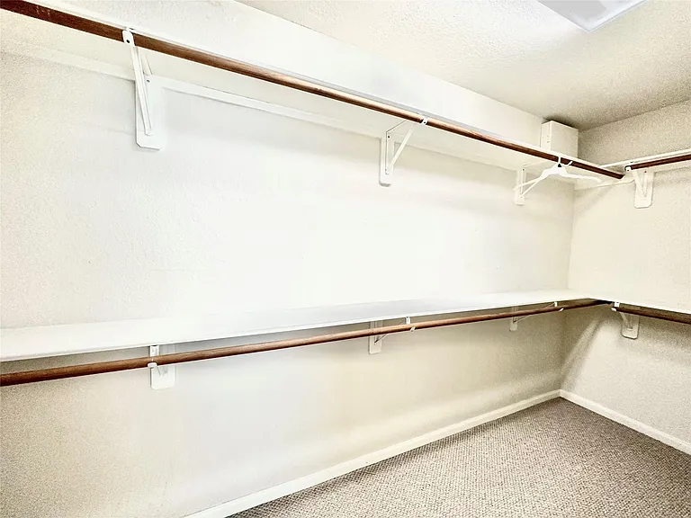1307 Surecrop Ln — Photo 12