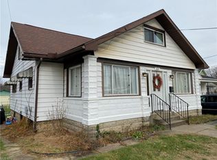 2017 36th St, Parkersburg, WV 26104