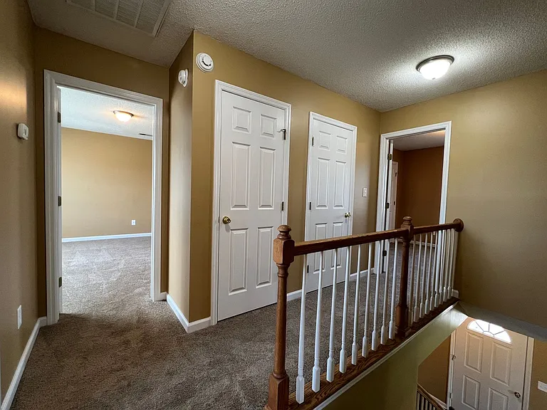 304 Mann St — Photo 18