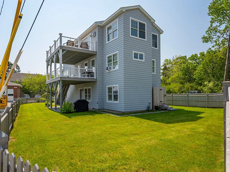 4 Fisherman Ln — Photo 68
