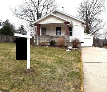 244 Maple St NE, Rockford, MI, 49341