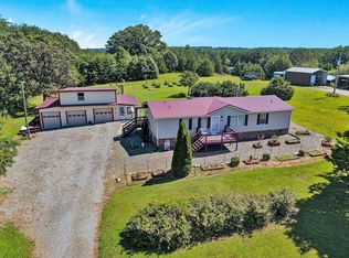 899 Orrix Creek Rd, Evington, VA 24550