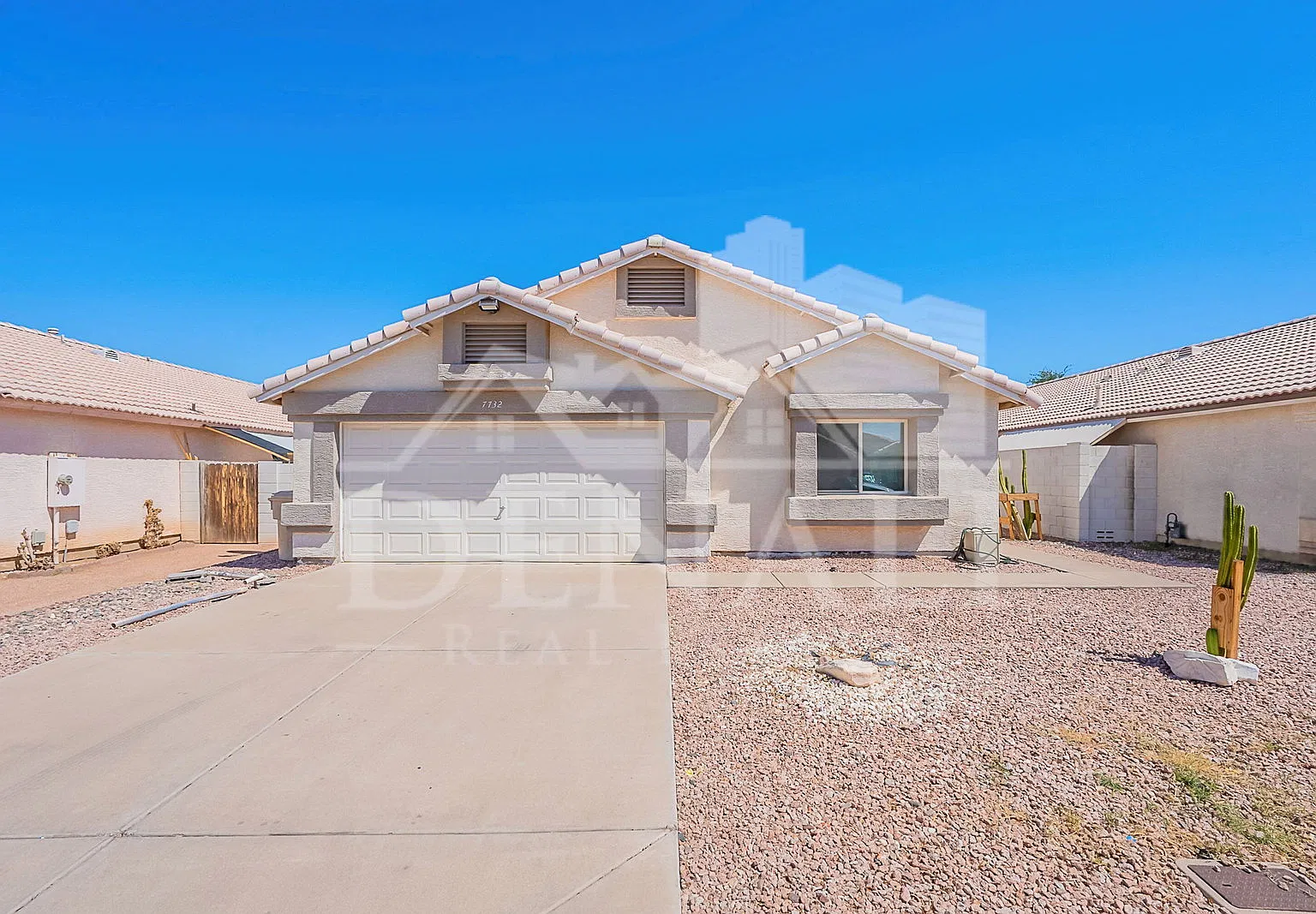 3 bed, 2.0 bath, 1609 sqft, $2,195 — Photo 1